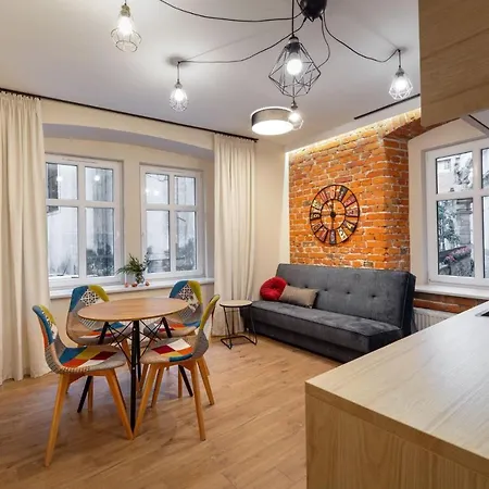 Coffee Apartments, Myweek Apartment Klodzko